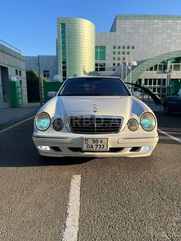 Mercedes E 320 2000, 200,000 km - 3.2 l - Masallı