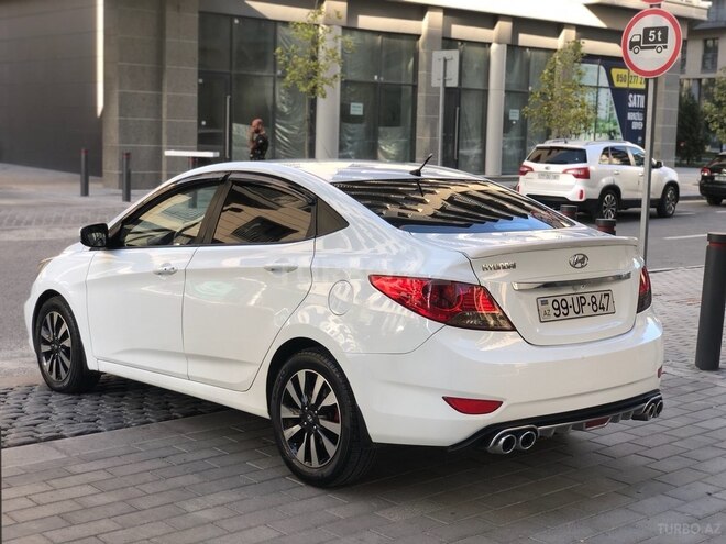 Hyundai Accent 2012, 240,355 km - 1.6 l - Bakı
