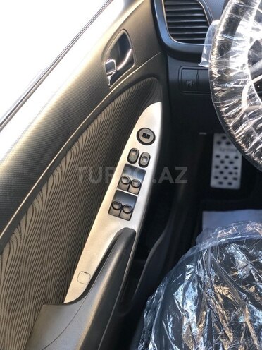 Hyundai Accent 2012, 240,355 km - 1.6 l - Bakı
