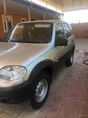 Chevrolet Niva 2010, 180,000 km - 1.7 l - Bakı