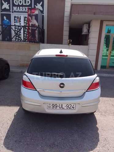 Opel Astra 2006, 298,657 km - 1.4 l - Naftalan