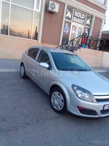 Opel Astra 2006, 298,657 km - 1.4 l - Naftalan