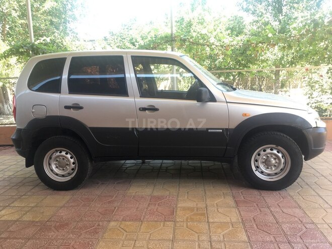 Chevrolet Niva 2010, 180,000 km - 1.7 l - Bakı