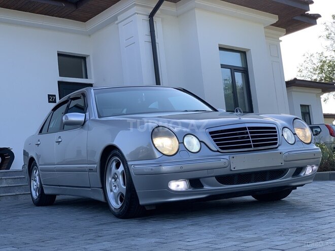 Mercedes E 320 2001, 95,687 km - 3.2 l - Bakı