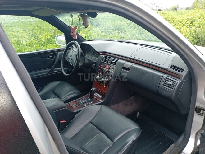 Mercedes C 230 1996, 244,156 km - 2.3 л - Lənkəran