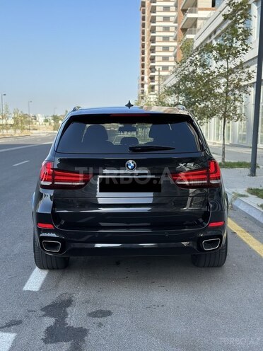 BMW X5 2015, 141,622 km - 3.0 л - Bakı