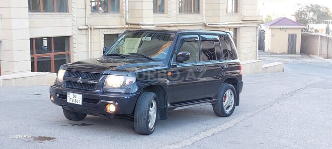Mitsubishi Pajero io 2000, 221,415 km - 1.8 л - Bakı