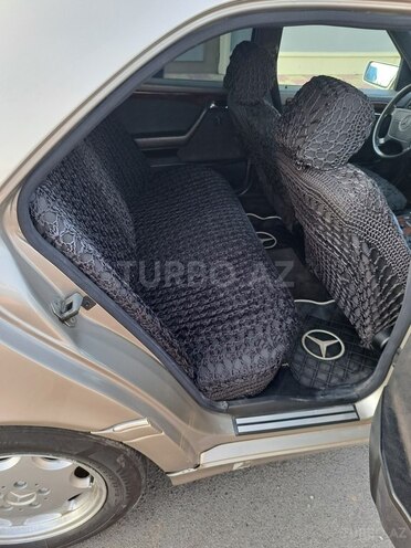 Mercedes C 200 1997, 351,895 km - 2.0 l - Bərdə