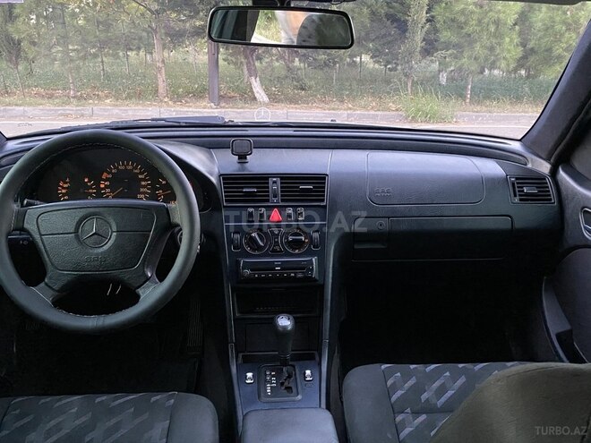 Mercedes C 220 1998, 500,000 km - 2.2 l - Sabirabad