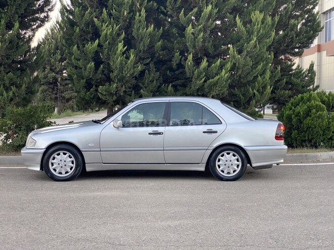 Mercedes C 220 1998, 500,000 km - 2.2 l - Sabirabad
