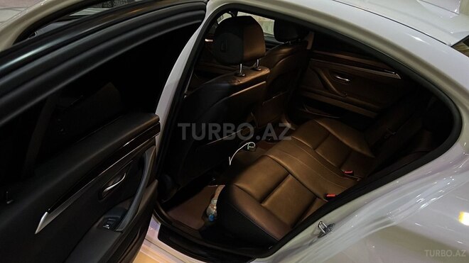 BMW 528 2016, 215,000 km - 2.0 л - Şəmkir