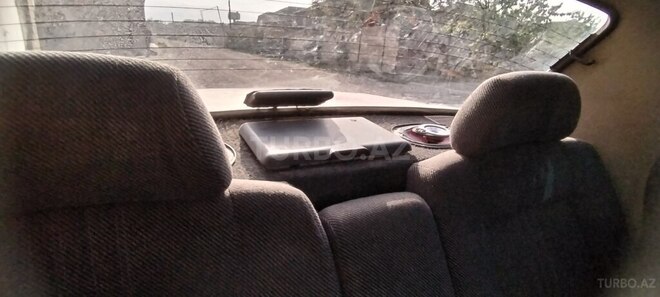 GAZ 3110 1999, 90,000 km - 2.4 l - Quba