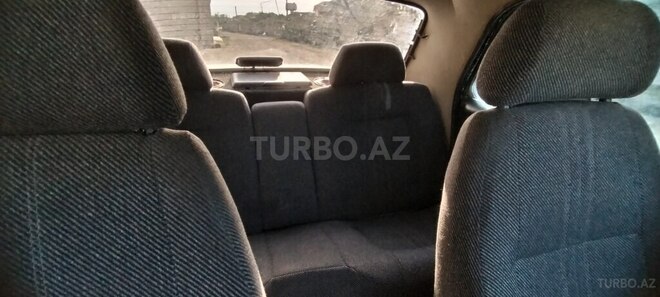 GAZ 3110 1999, 90,000 km - 2.4 l - Quba
