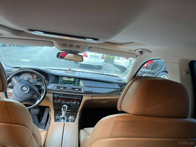 BMW 730 2011, 298,000 km - 3.0 л - Bakı