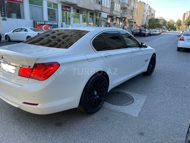 BMW 730 2011, 298,000 km - 3.0 л - Bakı