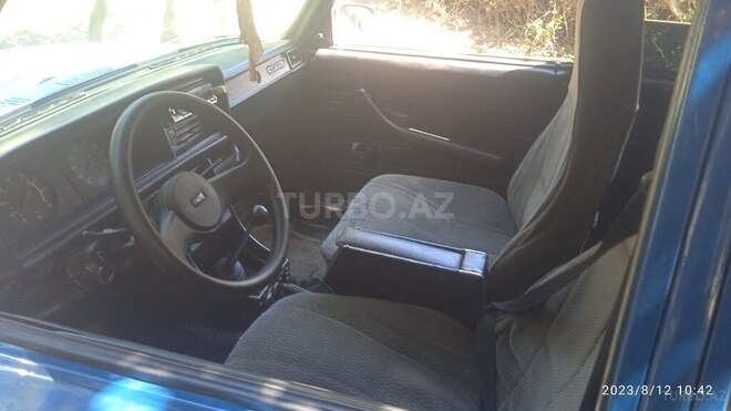 LADA (VAZ) 2107 2001, 100,000 km - 1.6 l - Yardımlı