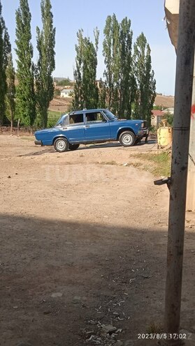 LADA (VAZ) 2107 2001, 100,000 km - 1.6 l - Yardımlı