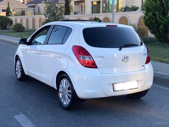 Hyundai i20 2009, 208,000 km - 1.6 l - Bakı