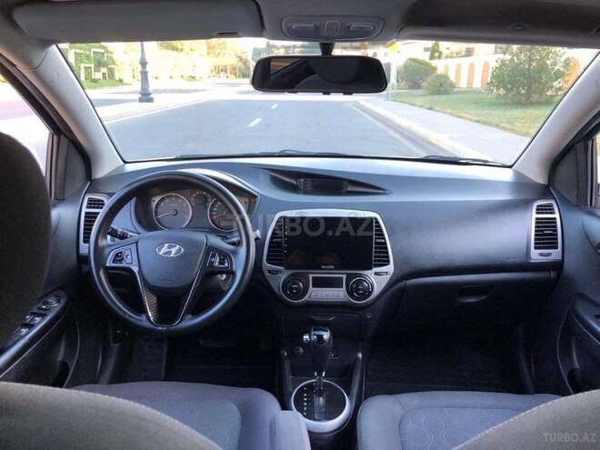 Hyundai i20 2009, 208,000 km - 1.6 l - Bakı