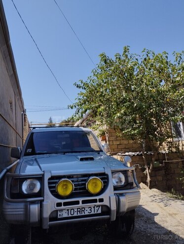 Mitsubishi Pajero 1995, 285,000 km - 2.8 l - Bakı