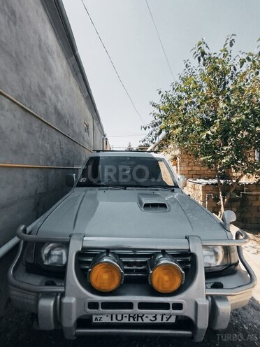 Mitsubishi Pajero 1995, 285,000 km - 2.8 l - Bakı