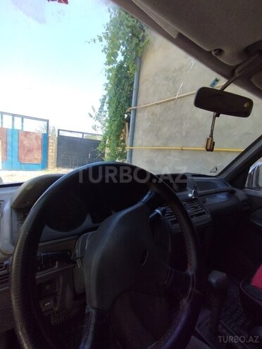 Mitsubishi Pajero 1995, 285,000 km - 2.8 l - Bakı