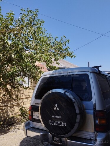 Mitsubishi Pajero 1995, 285,000 km - 2.8 l - Bakı