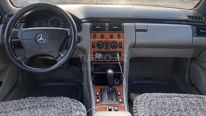 Mercedes E 200 1996, 314,700 km - 2.0 l - Şəmkir