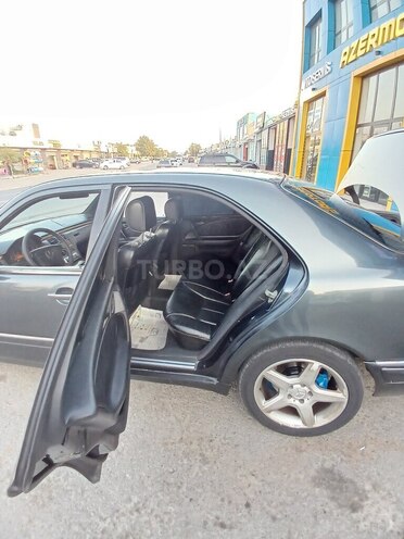 Mercedes E 320 1997, 220,000 km - 3.2 l - Bakı