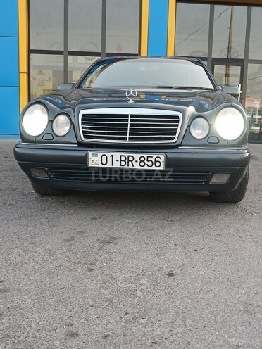 Mercedes E 320 1997, 220,000 km - 3.2 l - Bakı
