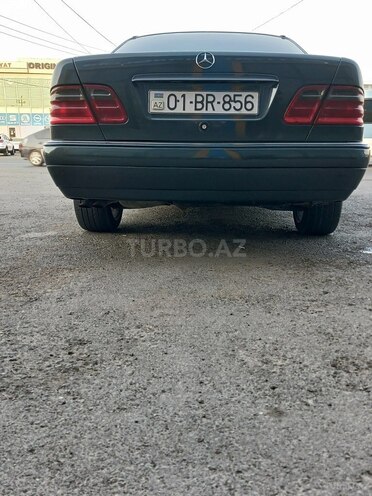 Mercedes E 320 1997, 220,000 km - 3.2 l - Bakı