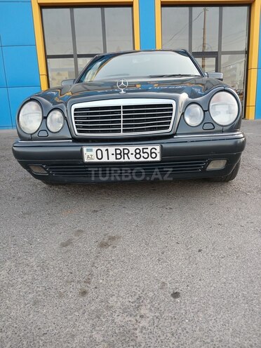 Mercedes E 320 1997, 220,000 km - 3.2 l - Bakı