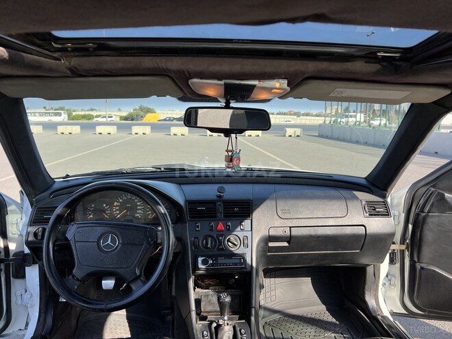 Mercedes C 200 1996, 325,486 km - 2.0 l - Bakı