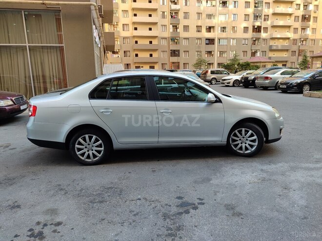 Volkswagen Jetta 2007, 285,000 km - 1.6 l - Bakı