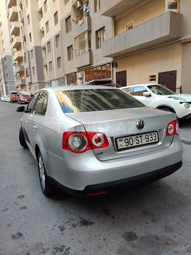 Volkswagen Jetta 2007, 285,000 km - 1.6 l - Bakı