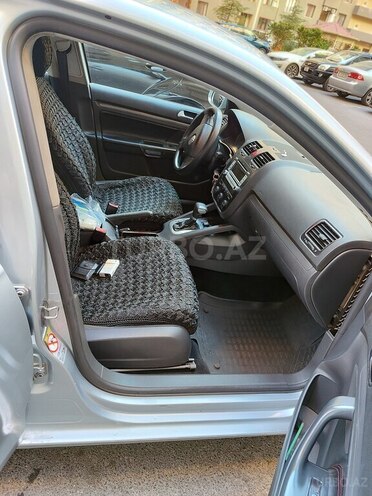 Volkswagen Jetta 2007, 285,000 km - 1.6 l - Bakı
