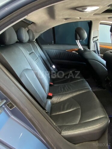 Mercedes E 270 2002, 350,000 km - 2.7 л - Beyləqan