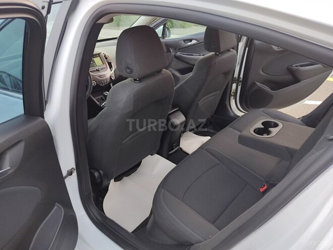 Chevrolet Cruze 2016, 218,000 km - 1.4 l - Salyan