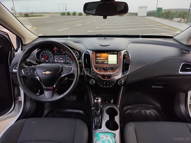 Chevrolet Cruze 2016, 218,000 km - 1.4 l - Salyan