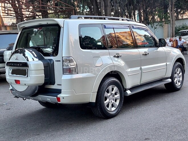 Mitsubishi Pajero 2014, 182,600 km - 3.8 l - Bakı