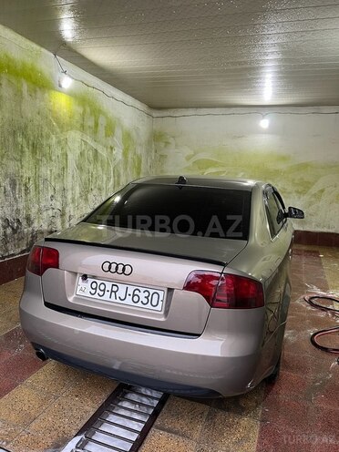 Audi A4 2005, 233,000 km - 2.0 l - Bakı