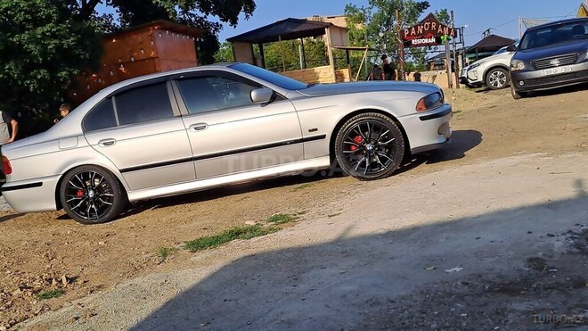 BMW 528 2000, 385,230 km - 2.8 l - Gəncə