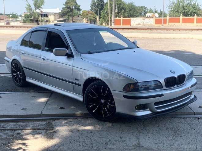 BMW 528 2000, 385,230 km - 2.8 l - Gəncə