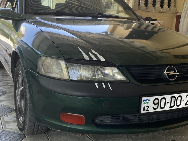 Opel Vectra 1998, 368,839 km - 2.0 l - Qazax