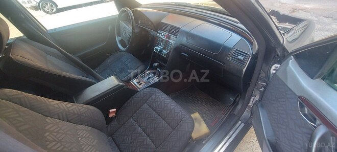 Mercedes C 220 1995, 395,000 km - 2.2 l - Bakı