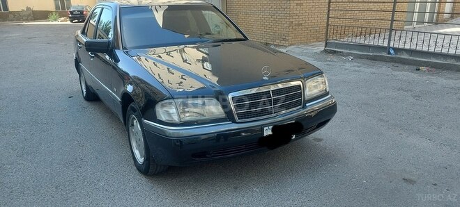 Mercedes C 220 1995, 395,000 km - 2.2 l - Bakı