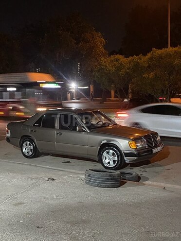 Mercedes E 200 1990, 500,000 km - 2.0 л - Bakı