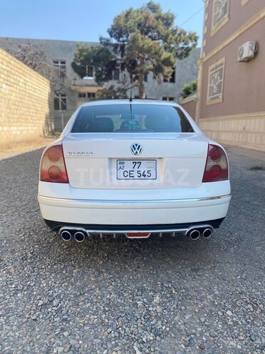Volkswagen Passat 2002, 265,000 km - 1.8 l - Gəncə