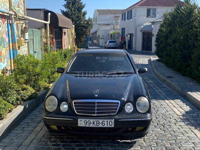 Mercedes E 220 2000, 344,952 km - 2.2 l - Bakı