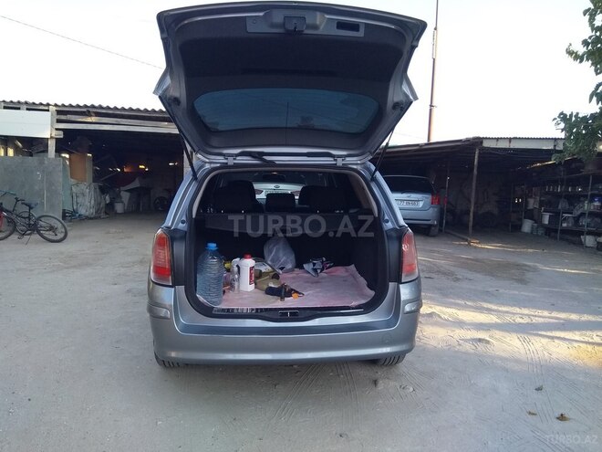 Opel Astra 2006, 215,000 km - 1.4 l - Bakı